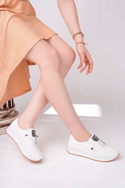 meyra'nın ayakkabıları Women's White Color Perforated Rubber Lace-Up Orthopedic Sole Ballerinas