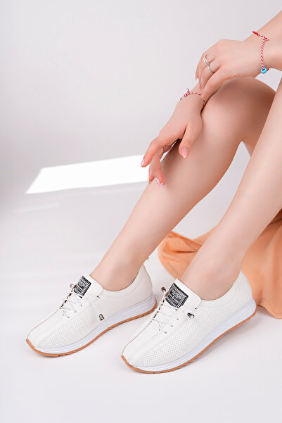 meyra'nın ayakkabıları Women's White Color Perforated Rubber Lace-Up Orthopedic Sole Ballerinas