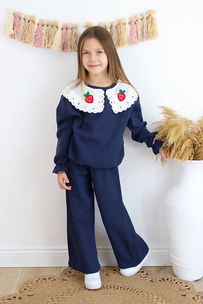 Kuzeyi Butik Girl's Festive Muslin Fabric Strawberry Collar Detailed Top and Bottom Set
