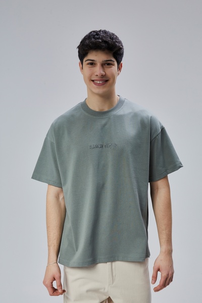 Black Elwis Μπλουζάκι από 100% οργανικό βαμβάκι με λαιμόκοψη με χοντρό σχέδιο