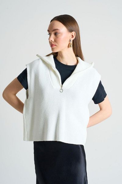 MD Kumsal Marsilyan- Polo Neck Zippered Sweater