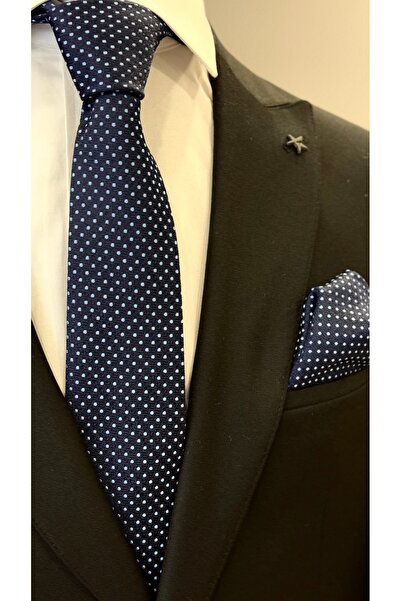 Dearmise Преміум краватка та хустинка з візерунком у темно-синій та блакитний горошок з подарунковою коробкою