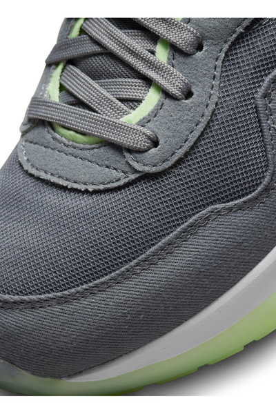 Nike Çocuk Gri - Yeşil Yürüyüş Ayakkabısı DH9388-005 AIR MAX MOTIF (GS)