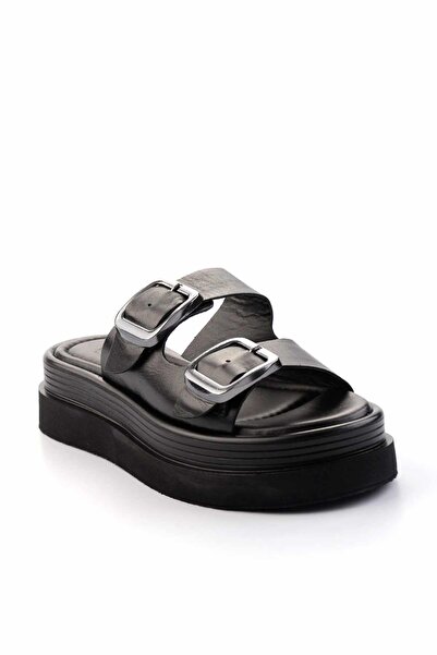 Bambi Siyah Leather Kadın Terlik K04359022103