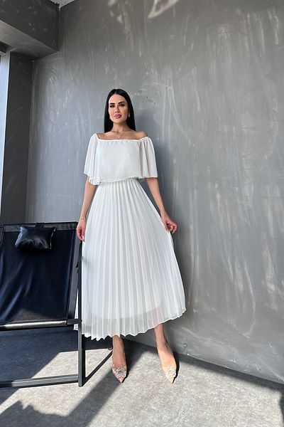 kamacibutik Φόρεμα σιφόν με πλισέ γιακά Madonna