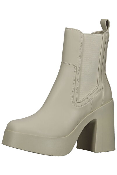 Steve Madden Vyhladzovanie