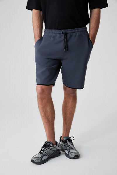 GRIMELANGE SOLERO Erkek Beli Lastikli Cepli Relaxed Baskı Detaylı Antrasit Şort