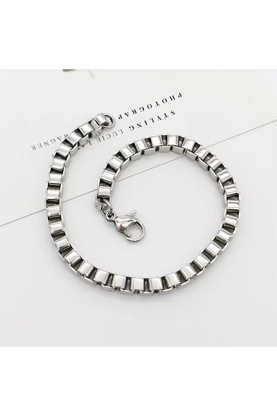 Siya Silver Square Albanian Chain Unisex Steel Bracelet-6 mm