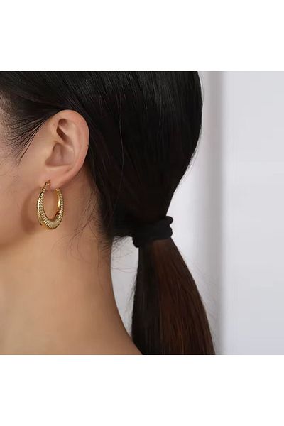 Siya Silver Vintage Striped Curved Steel Hoop Earrings-3,2 cm