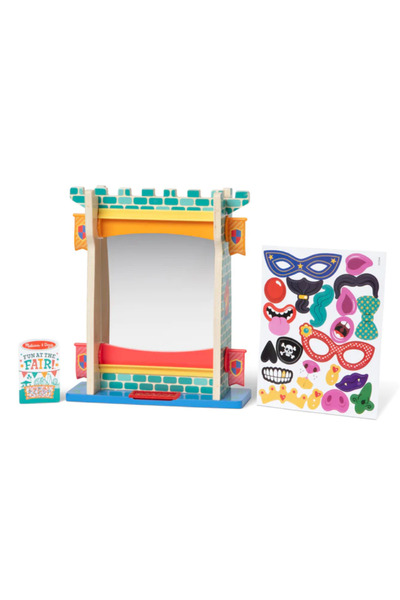 Melissa & Doug Set de joacă din lemn cu oglindă Buclucasa - Colecția Fun At T...