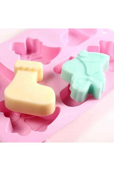 Micostore Silicone Mold With 6 Molds, Christmas, Perfect For Chocolate, Muffins, Cakes 25 X 17 X 3 Cm