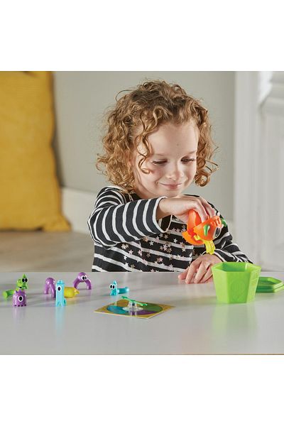 Hand2Mind Sorting game - Monster houses