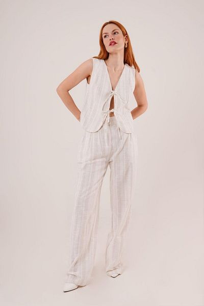 leyla sanat sanata yeni bir bakış açısı Vest - Straight