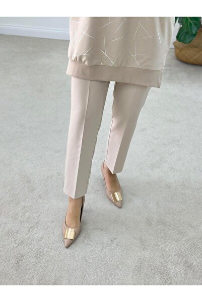 BÜRDE بنطلون ضيق الساق بلون بيج مع خصر مطاطي