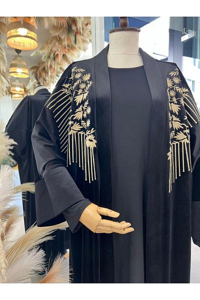 ALÂ Embroidered Abaya