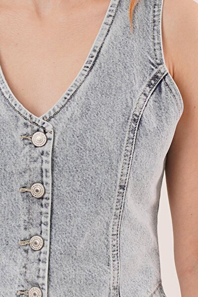 BETÜŞ WEAR Eyesof Blue Jean Vest with Button and Front Stitching Detail