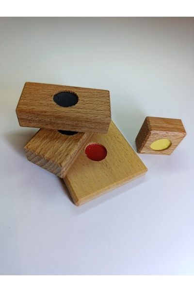 Mess Red Donkey - Escape from Jail Wooden Brain Teaser