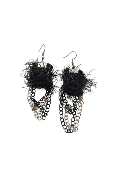 Perimir Gotik Tarz Zincir Detaylı Siyah Püsküllü El Yapımı Küpe