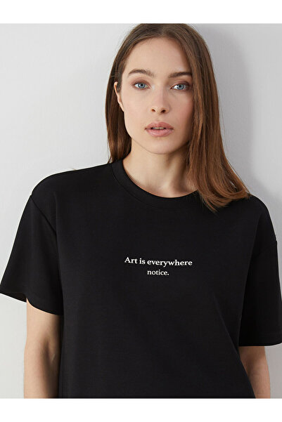 LC Waikiki منتجات فريزن ستور التي لا مثيل لها I تي شيرت نسائي مطبوع عليه I Ze...