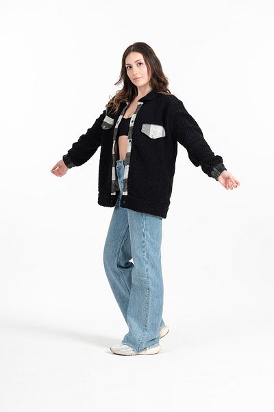 Affaly Women's Oversize Plush Lumberjack Shirt – Warm Holder Stylish Casual Jacket
