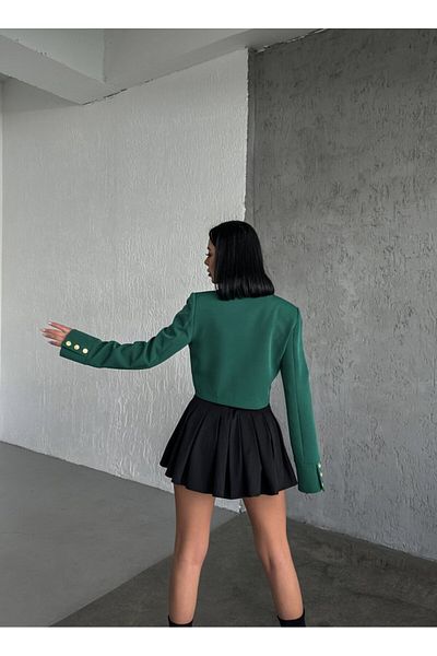 Moda Asmira Buttoned crop jacket