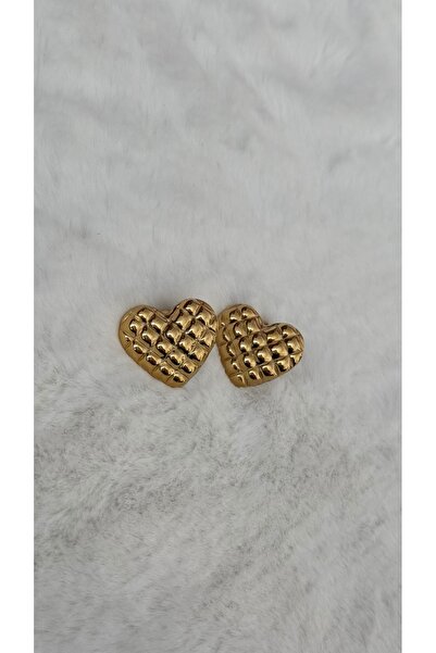 GM TAKI Gold Color Embossed Heart Earrings – a Bold and Sparkling Style