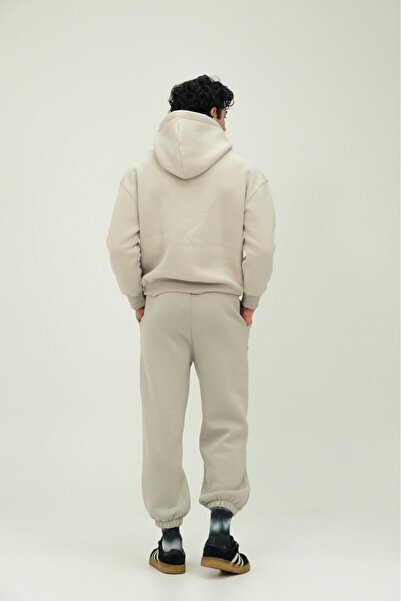 The Champ Clothing Unisex Oversize Hooded Sweatshirt and Sweatpants Set 80% Cotton 3 Yarn Fabric Comfortable and Stylish Ta