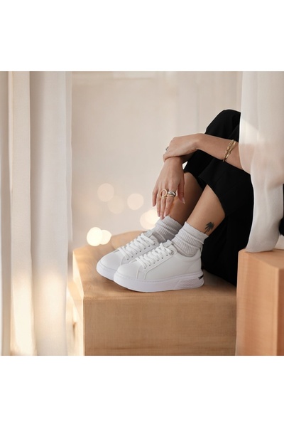 Jarrox Pantofi Simba, alb, cu talpă plată, cu detaliu de piatră, pantofi cu șireturi