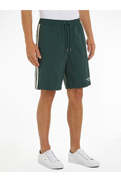 Tommy Hilfiger Men Green Shorts