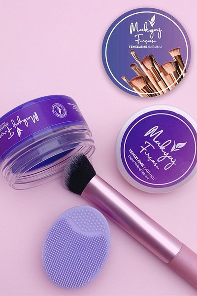 İlla Life Pure Clean Large Size Makeup Brush & Sponge Cleaning Soap and Silicone Mat 120 Gr