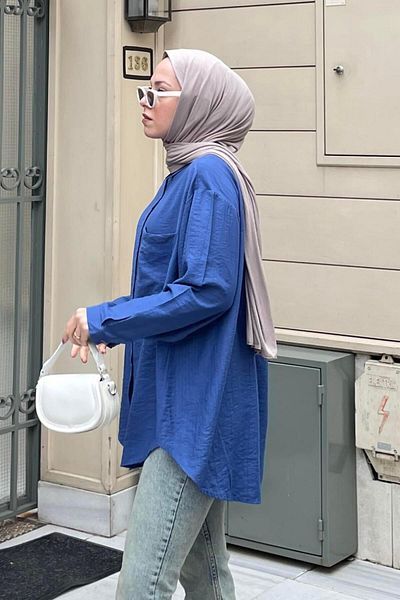 lamelif.com قميص كبير الحجم بجيب واحد باللون النيلي