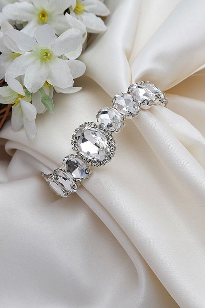 Mrs Flower Stone Choker Necklace- Bracelet