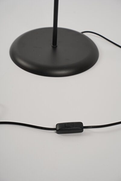 NAVEMU Venus Metal Lambader Siyah-Finlin Krem (38x38x145 cm)