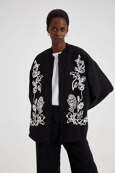 Touché Privé EMBROIDERED BOMBER JACKET