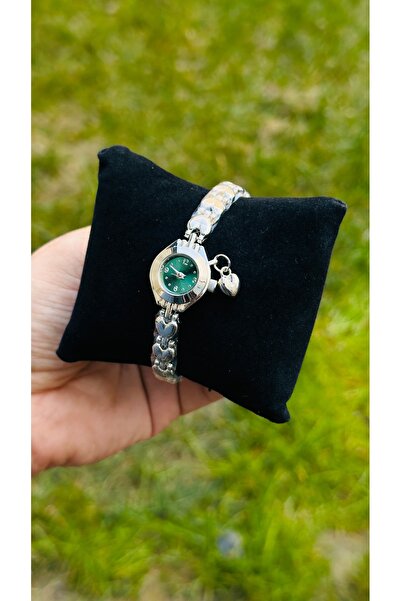 pullmarkt Love Serisi - Kalpli Charm Kadın Kol Saati Vintage