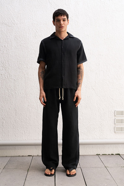 GIESTO Black Shirt with Edge Effect