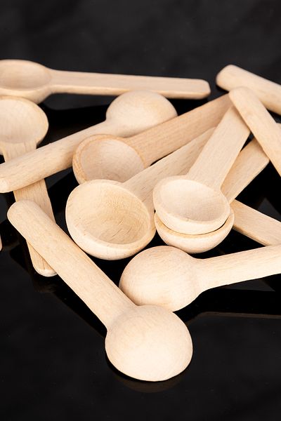 Dolkin Home 12' Natural Wooden Mini Round Scale Spoon 7 cm