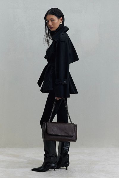 Suud Collection Горчиво кафява кожена чанта с верига Milan