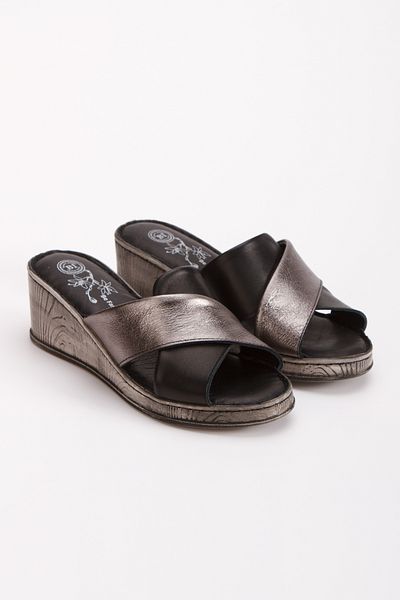 İLOLİCA Inner Outer 100% Genuine Leather Padding Sole Cross Women's Slippers