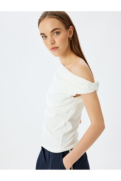 Koton Boat Neck Draped Sleeveless Slim Fit Blouse