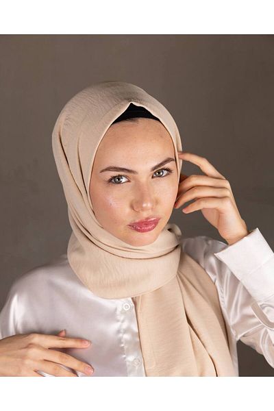 SAYRA Shawl Women's Cream Magnet Shawl