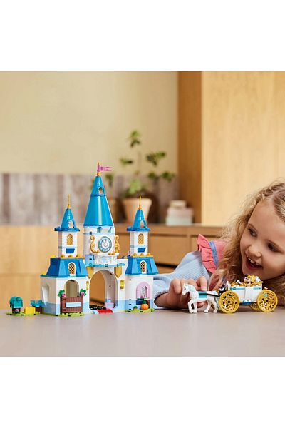LEGO LEGO Disney Set - Cinderella's Castle and Carriage (43275)
