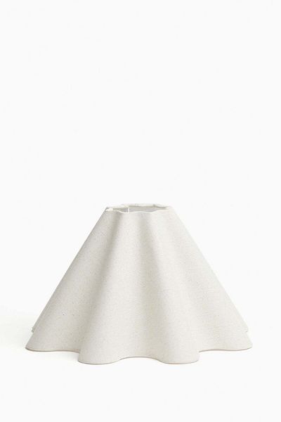 H&M غطاء مصباح من مزيج الكتان
