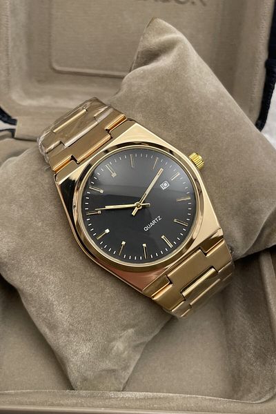 Leerybee Quartz Stylish Men's Wrist Watch Nk-16