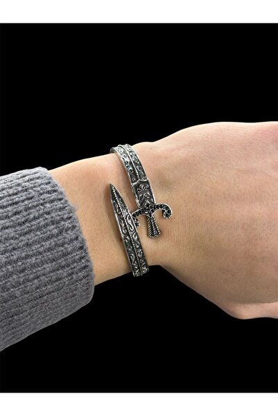 Çalıkaksesuar سوار بمشبك عتيق بنمط السيف والحجر الأسود