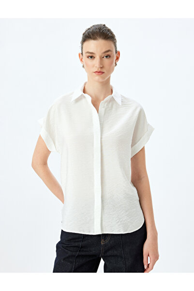 Koton Viscose fabric classic collar short sleeve shirt.