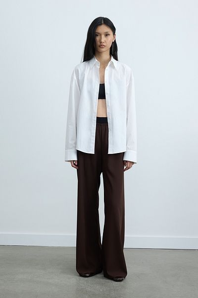 Suud Collection Кафяви панталони от креп от полиран плат