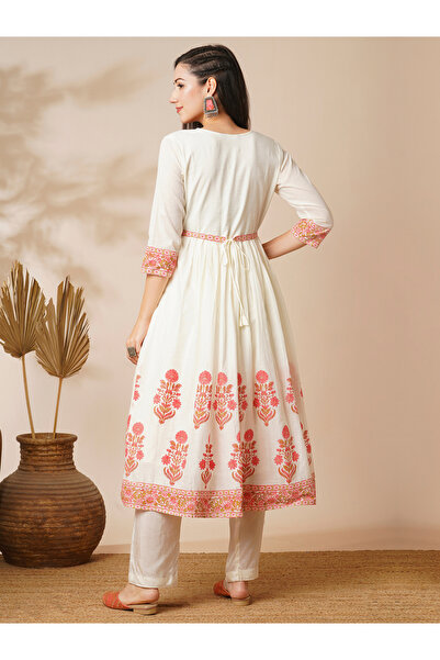 Globus By Styli Floral Printed Waist Tie-Up A-Line Ethnic Kurta