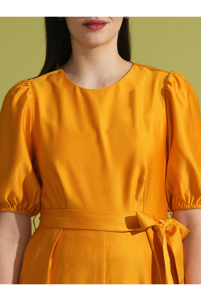 Globus By Styli Solid Round Neck Puff Sleeve Waist Tie-Up Jumpsuit