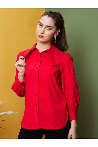 Globus By Styli Solid Balloon Sleeve Buttoned Regular Fit Shirt